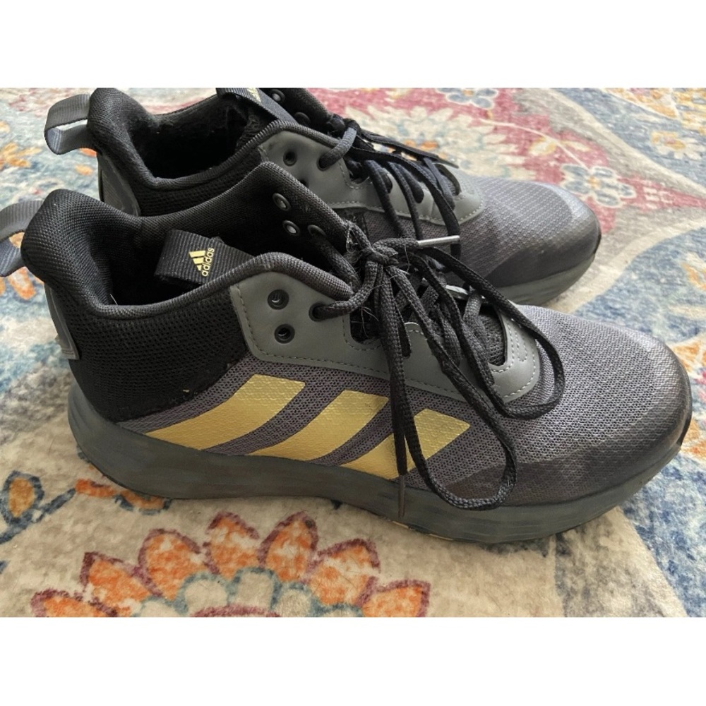Addias Men's Black & Gold Shoes Size 7 EU 40